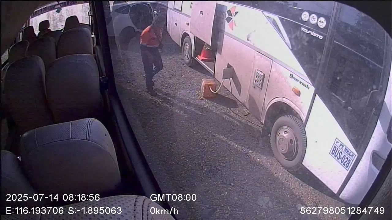 Aksi Sopir Bus Asal Paser Curi Solar Terekam CCTV, Terancam 5 Tahun Penjara