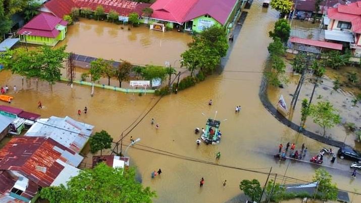 Banjir Bandang Terjang Long Ikis, Ratusan Warga Terdampak dan Rumah Terendam Lumpur