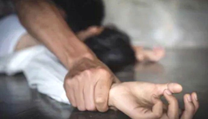 Pria Ini Tega Setubuhi Anak Kandungnya hingga Hamil Empat Bulan