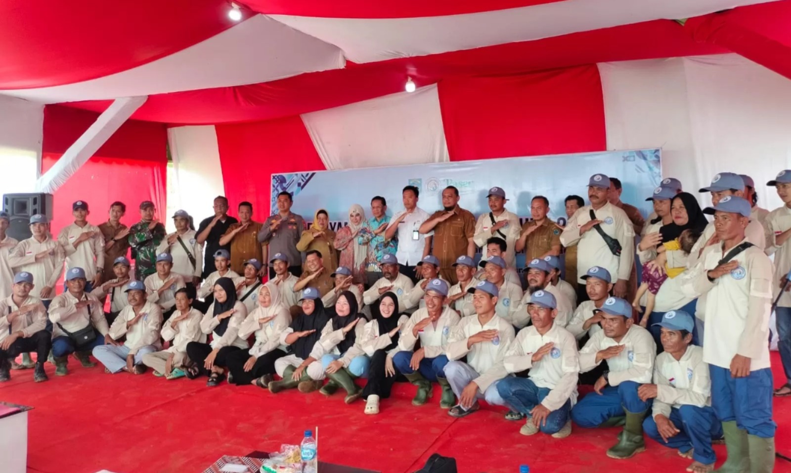 50 Keluarga Transmigran Lokal Tempati UPT Keladen, Batu Engau
