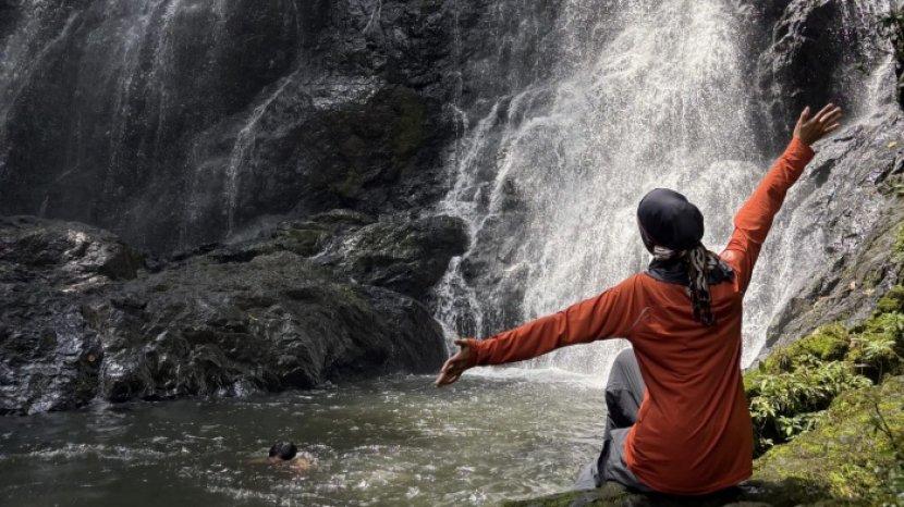Air Terjun Long Ikis
