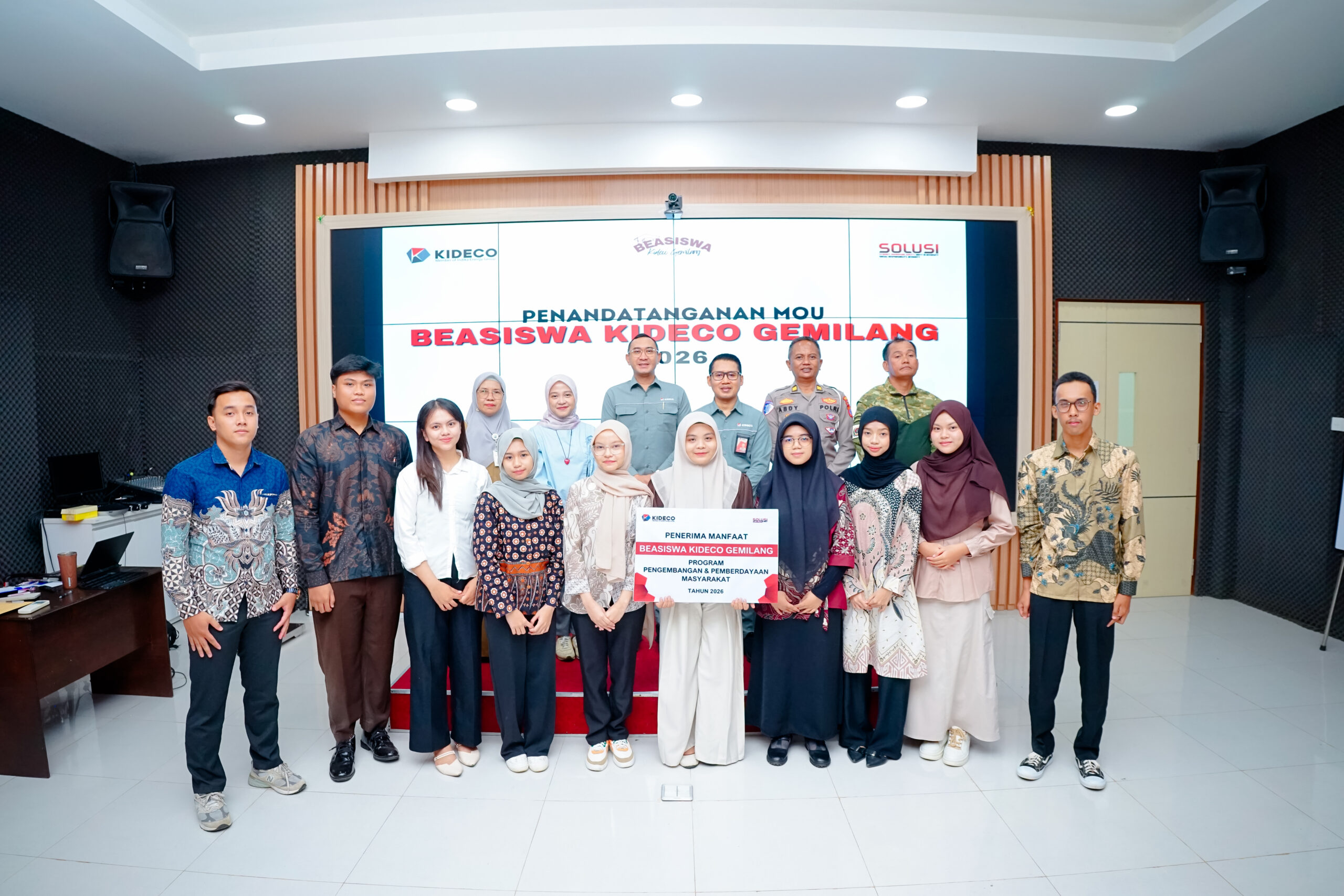 Penerima Beasiswa Kideco Gemilang 2026 Mulai Ikuti Pembekalan