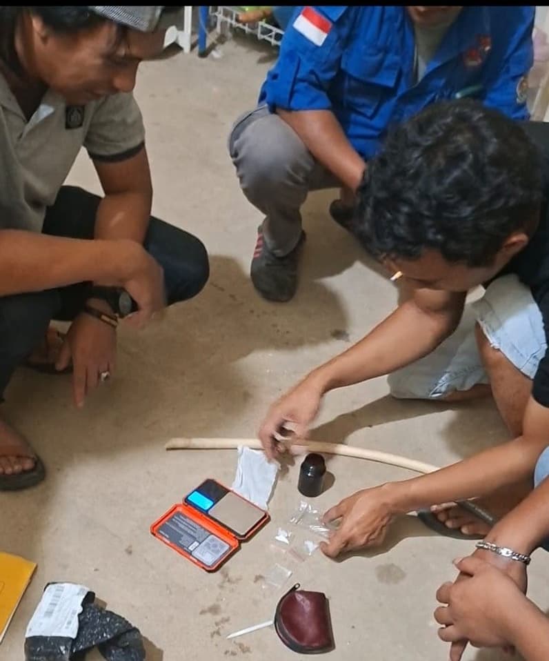 Dugaan Transaksi Sabu di Desa Pait Bikin Resah, Satu Pemuda di Long Ikis Berhasil Diamankan!