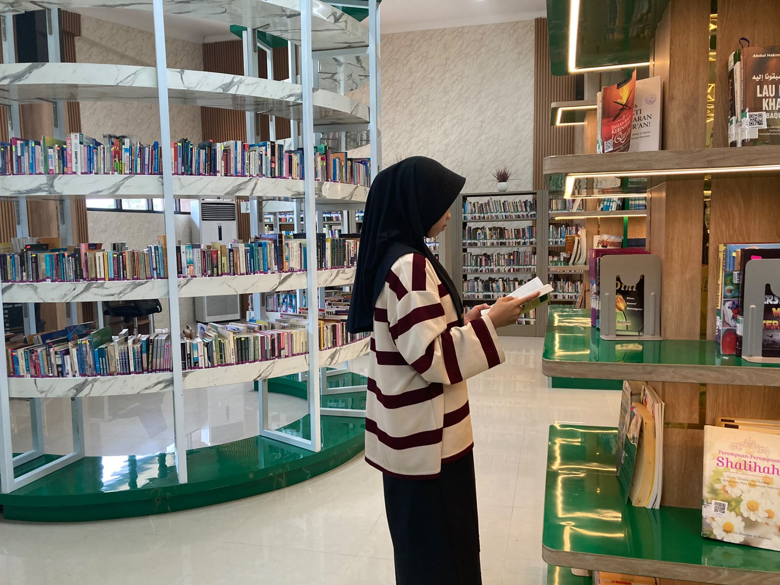 Akhirnya Perpustakaan Ratu Aji Putri Petong Resmi Dibuka, Ada Ruang Anak hingga Bioskop!